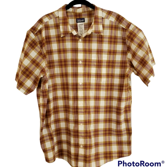 Patagonia Other - Patagonia short sleeve button front shirt